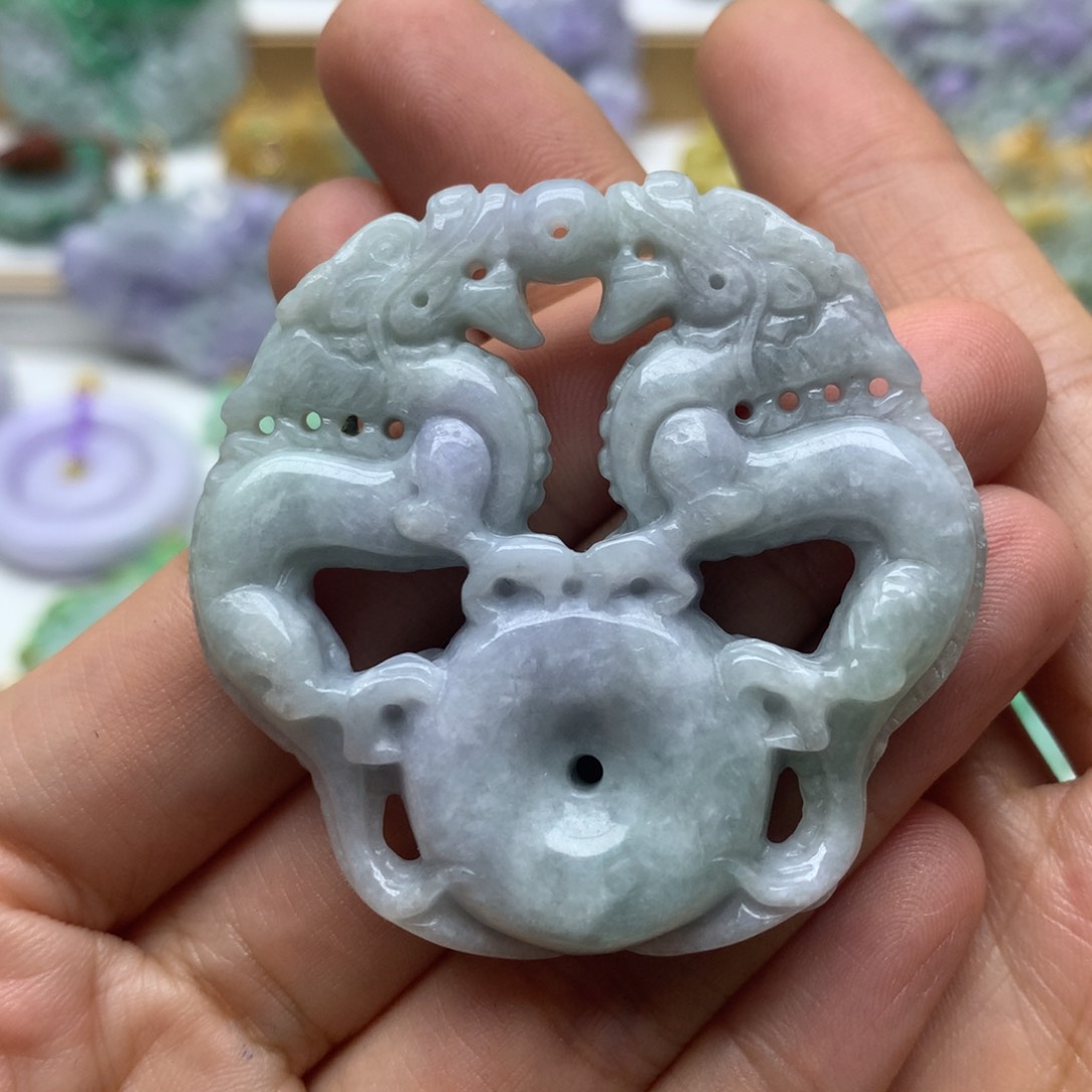 翡翠颈饰未镶嵌0**5翡翠