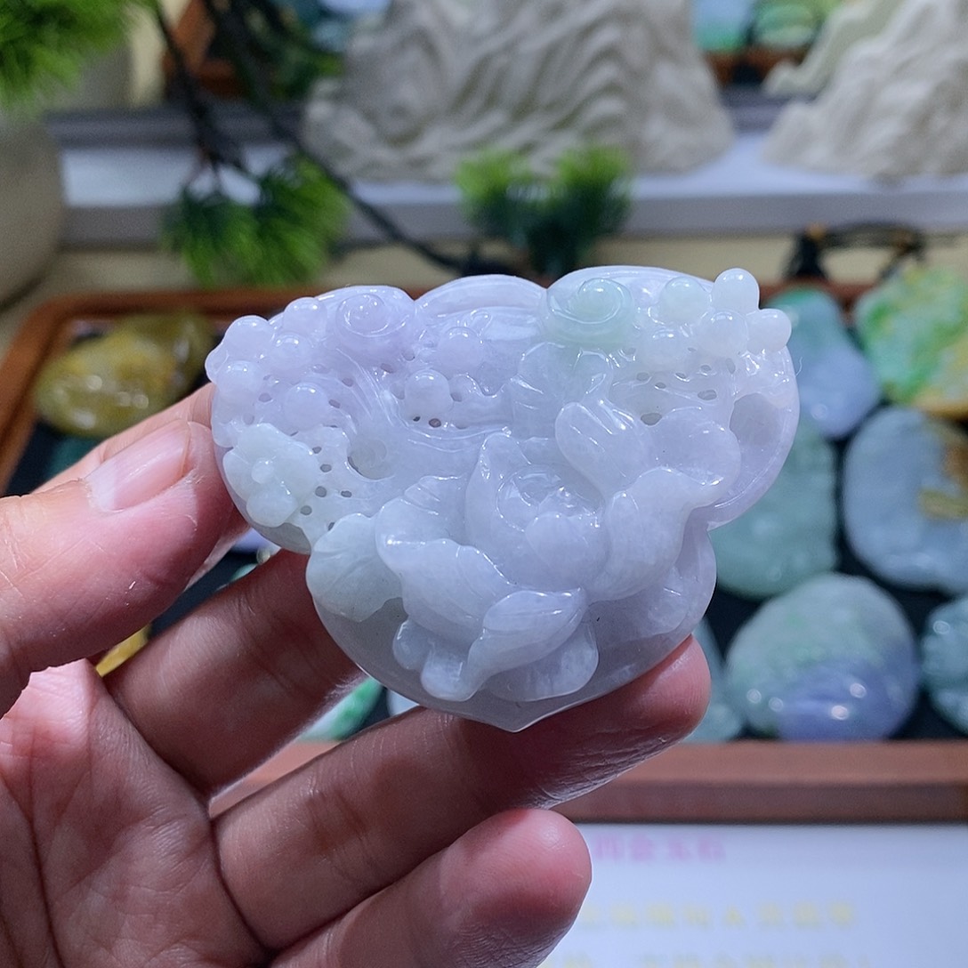 【闪购商品】翡翠颈饰未镶嵌锁