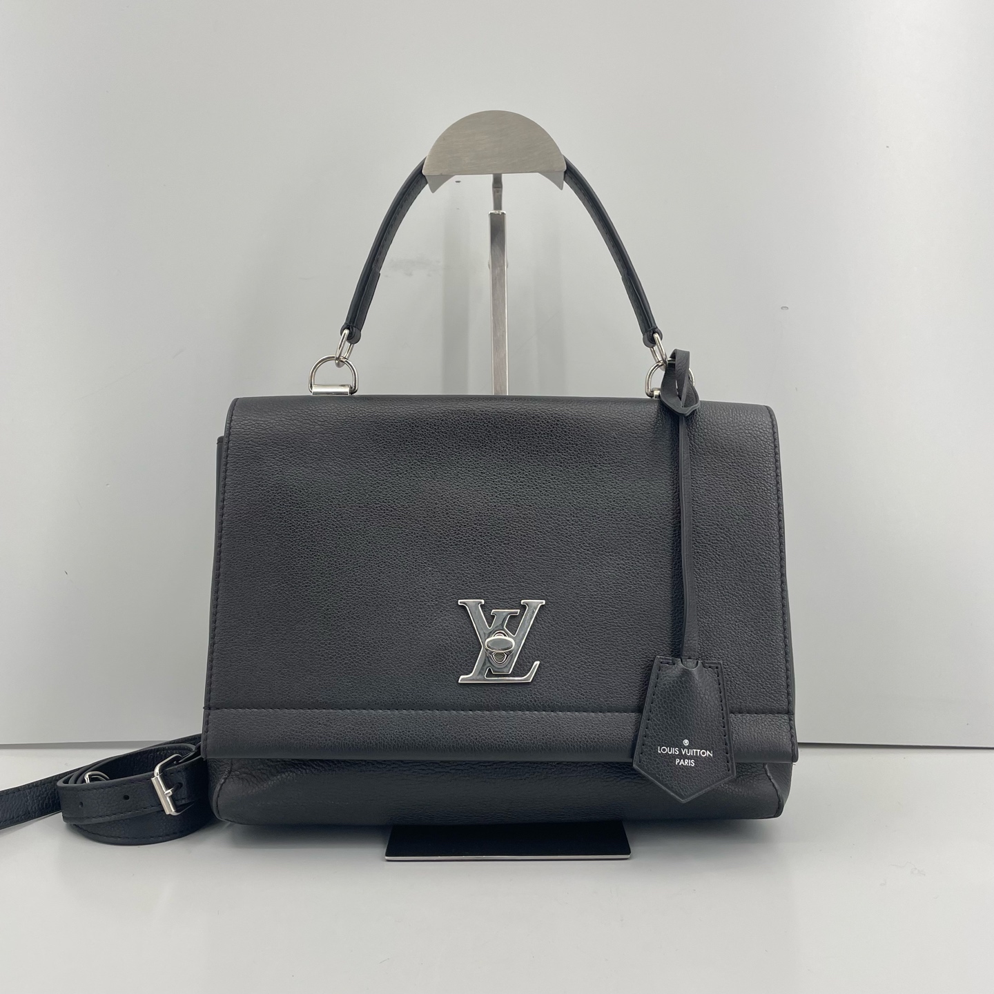 95新 LouisVuitton/路易威登 优选/Lockme中号黑色手提包28×20×10