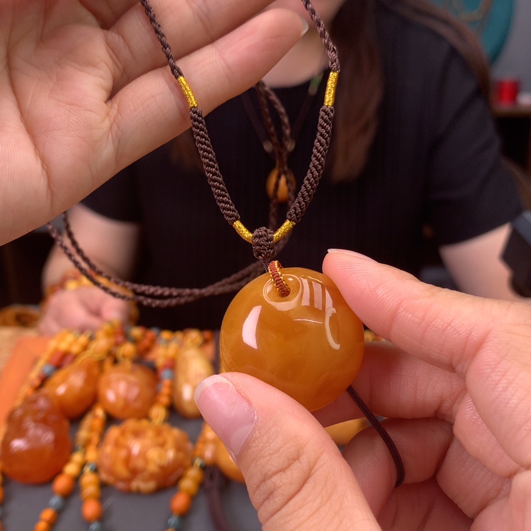 蜜蜡颈饰未镶嵌天然