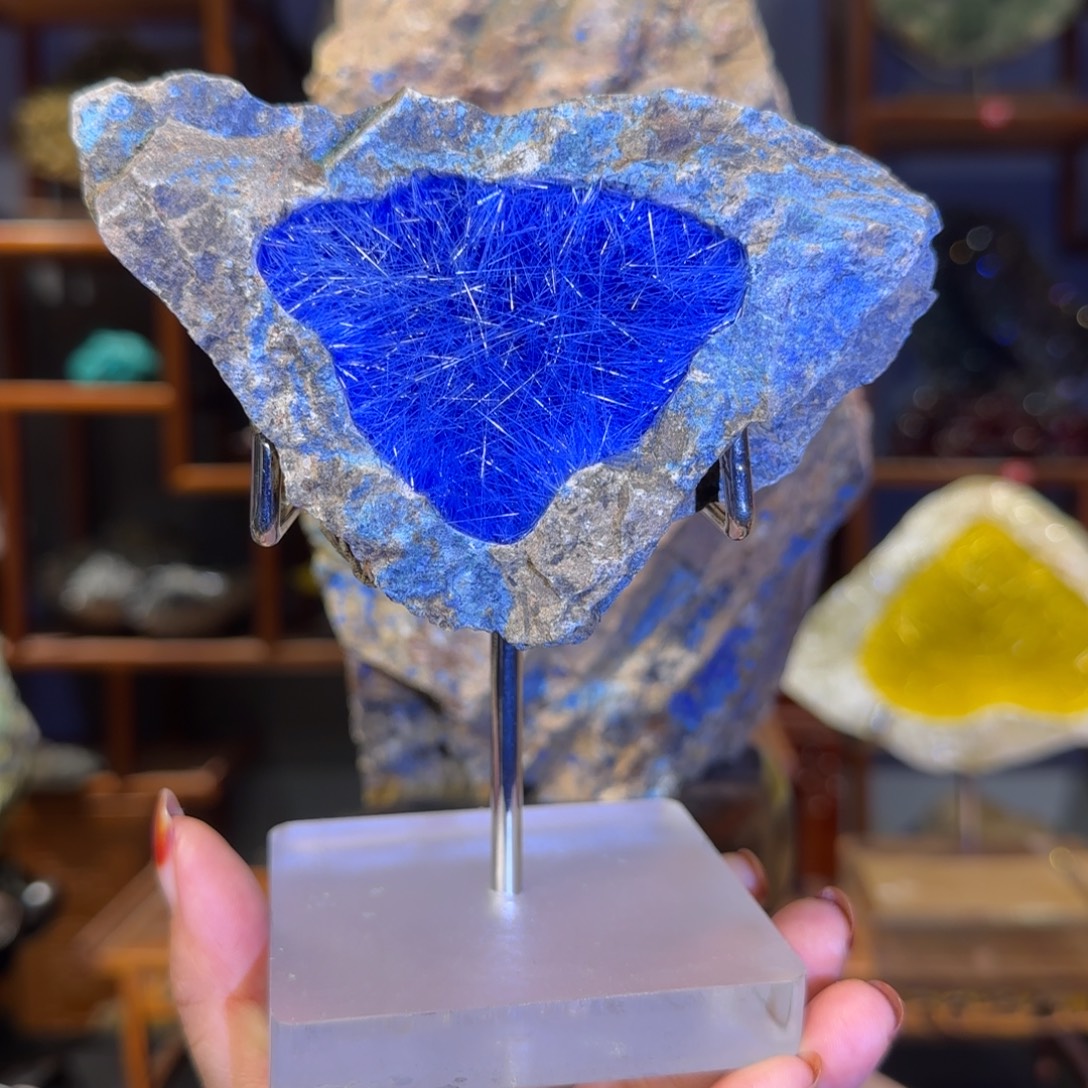 石材巴西蓝铜矿发晶共生矿