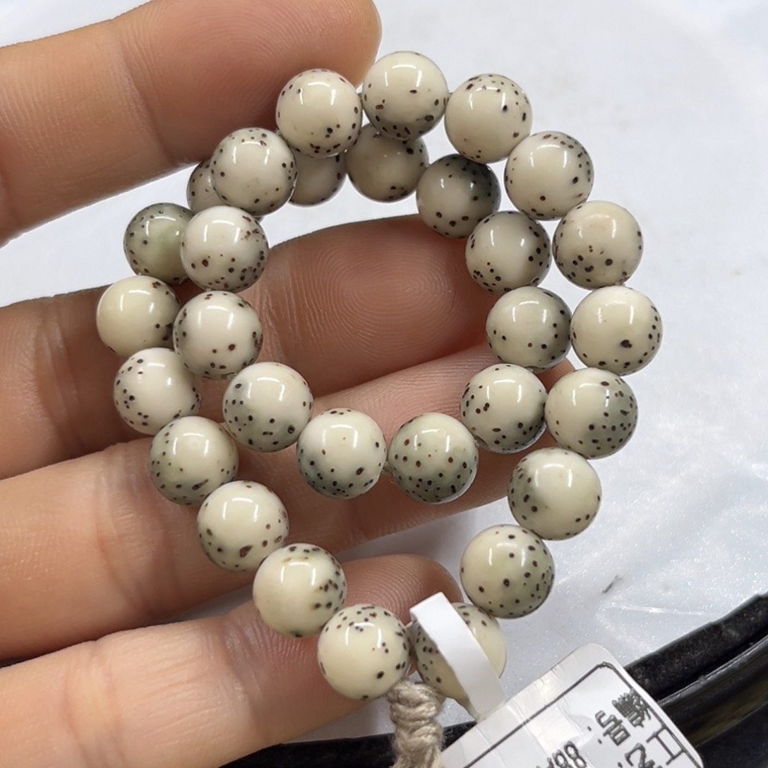 星月菩提手串8……