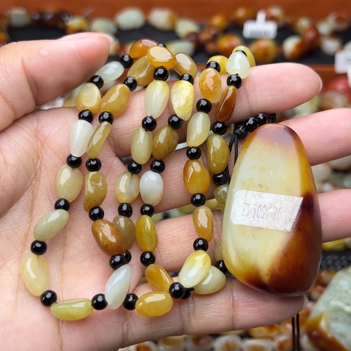 和田玉颈饰未镶嵌悦*然