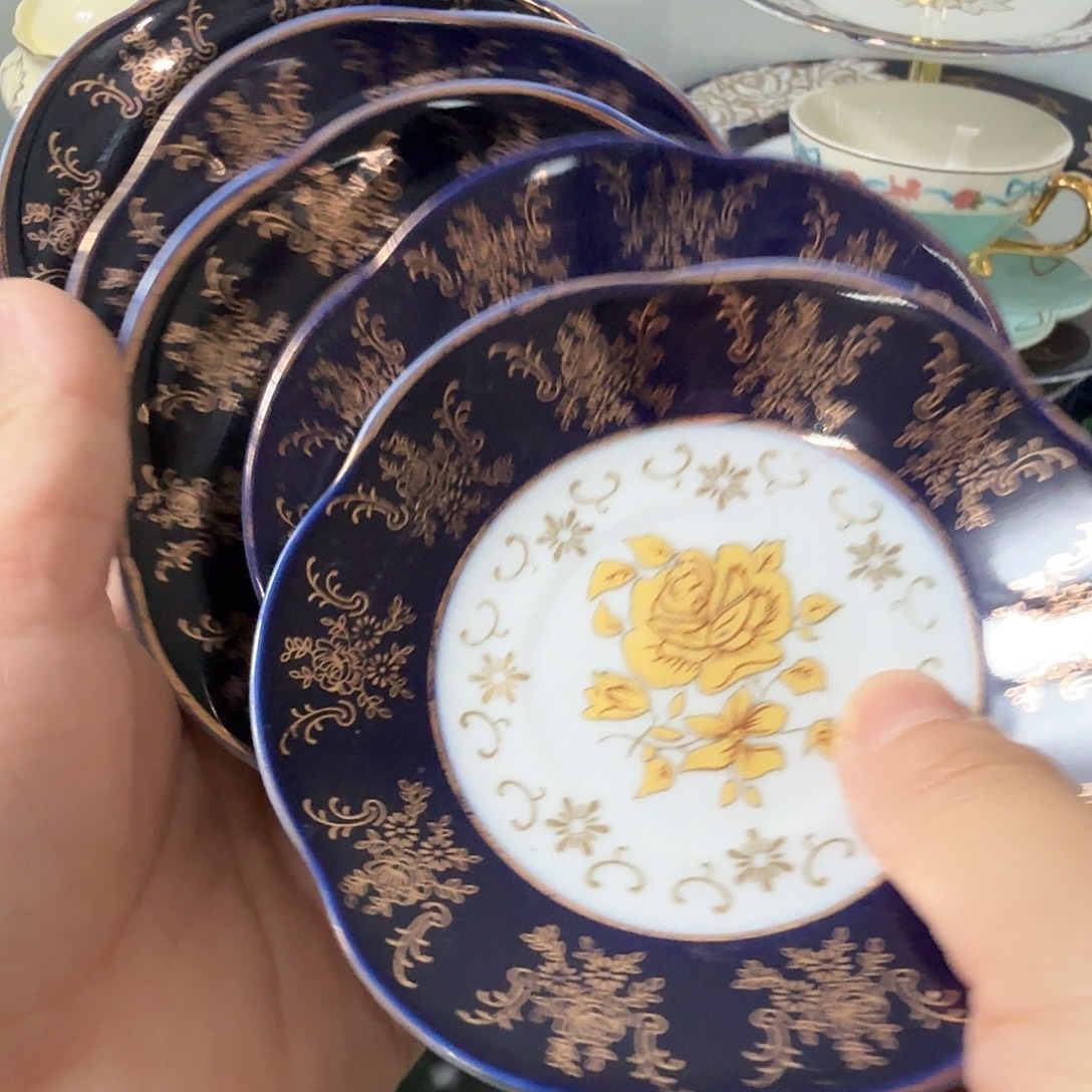 岁***淀陶瓷微瑕5只…………………………