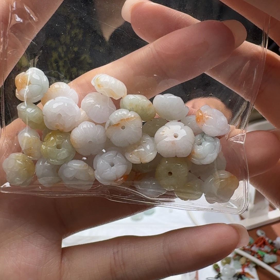 未镶嵌挂件翡翠福利1个，不包邮，拍一单邮费发货