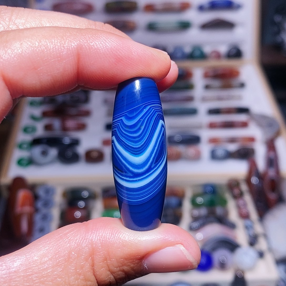 玛瑙吊坠未镶嵌….