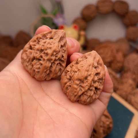 吊坠文玩核桃官帽异形有黄