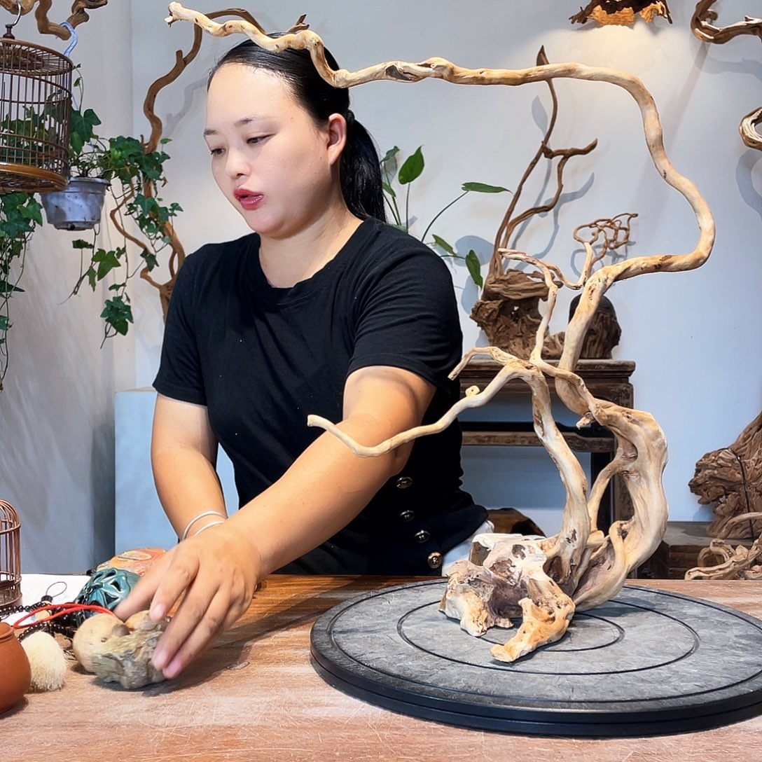 拾***一天然根雕陶制艺术品
