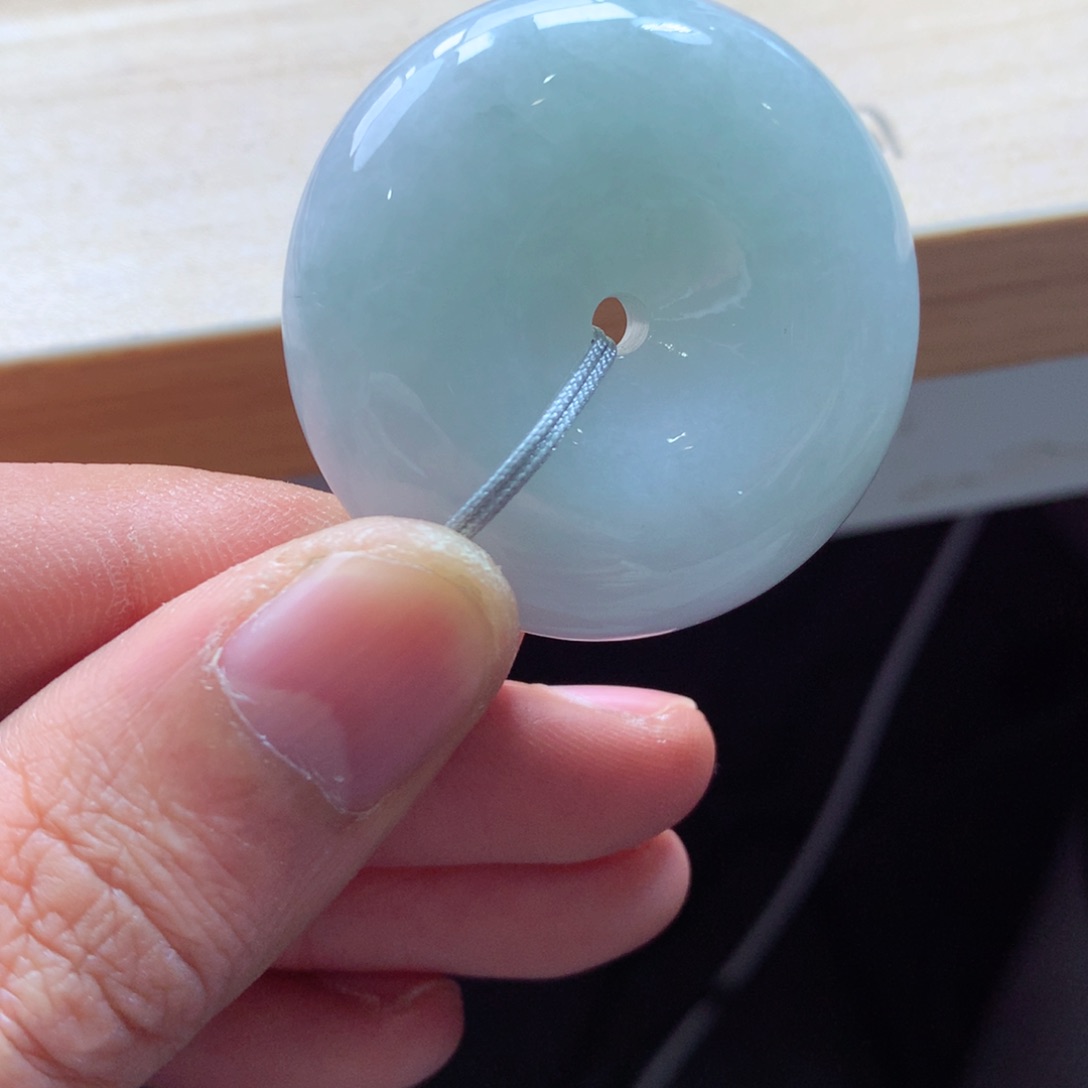 翡翠颈饰未镶嵌吊坠