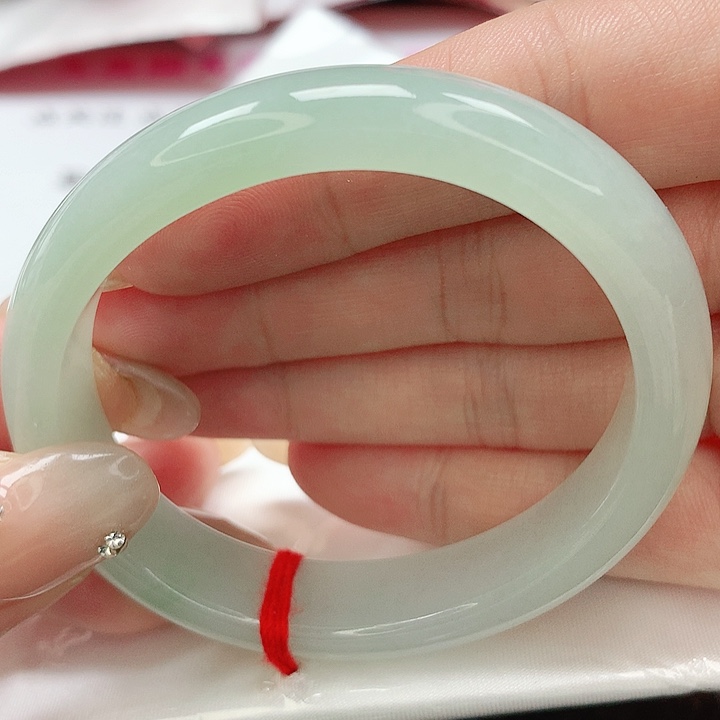 翡翠手镯未镶嵌缅甸天然A货翡翠