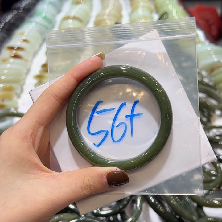 和田玉（糖玉）手镯未镶嵌