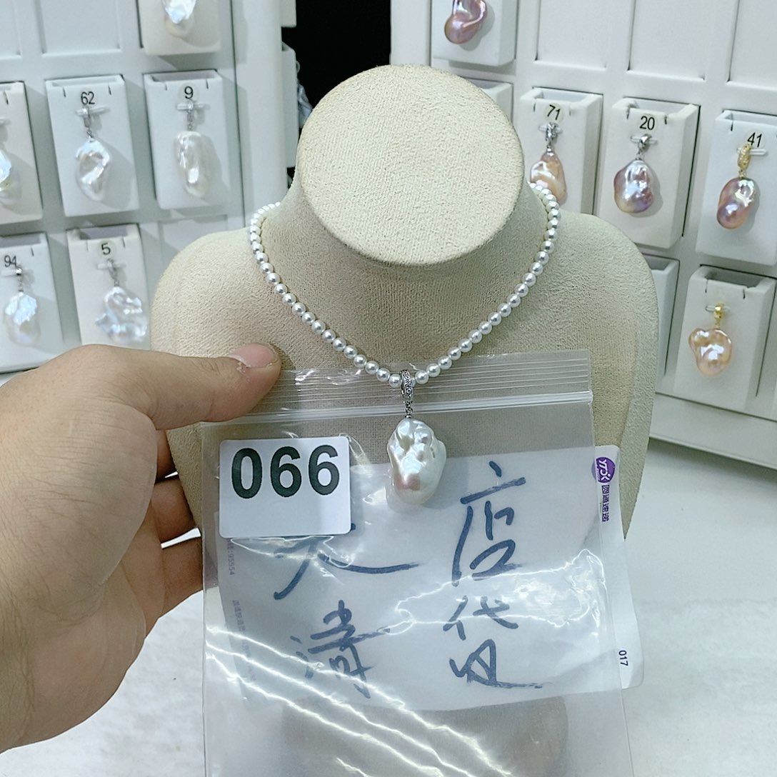 淡水珍珠颈饰合金