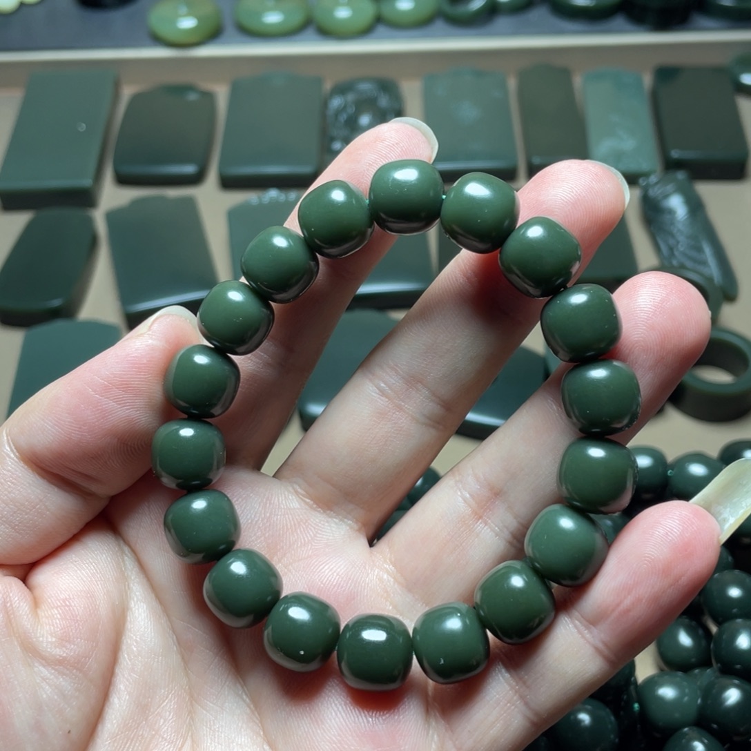 和田玉未镶嵌手链