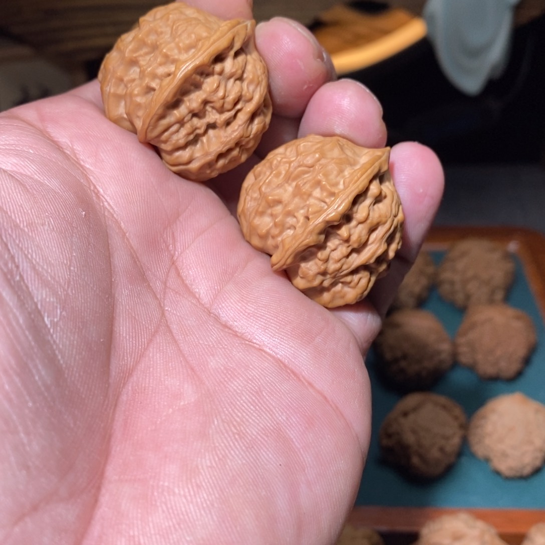 文玩核桃吊坠九月元宝35