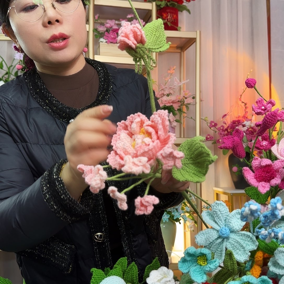 手工钩织设计花束