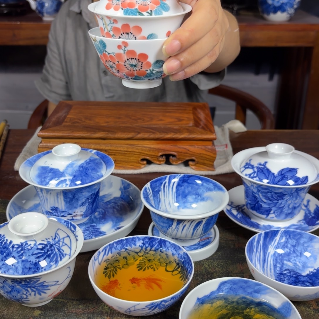 吴晶文老师手绘陶瓷作品