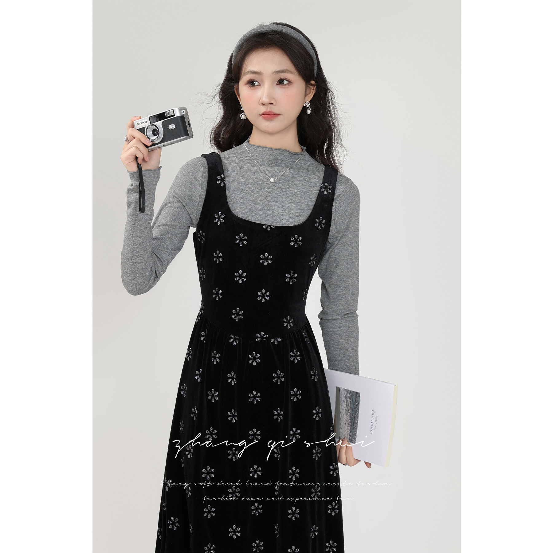 张汽水黑色碎花收腰显瘦连衣裙套装灰色打底衫两件套女ZQS06630