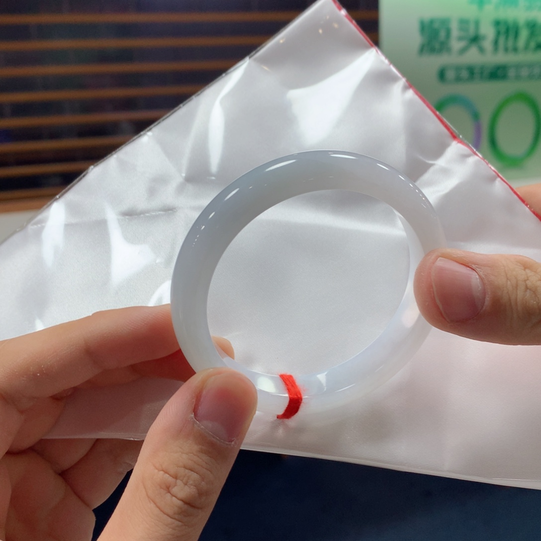 未镶嵌手镯翡翠买断