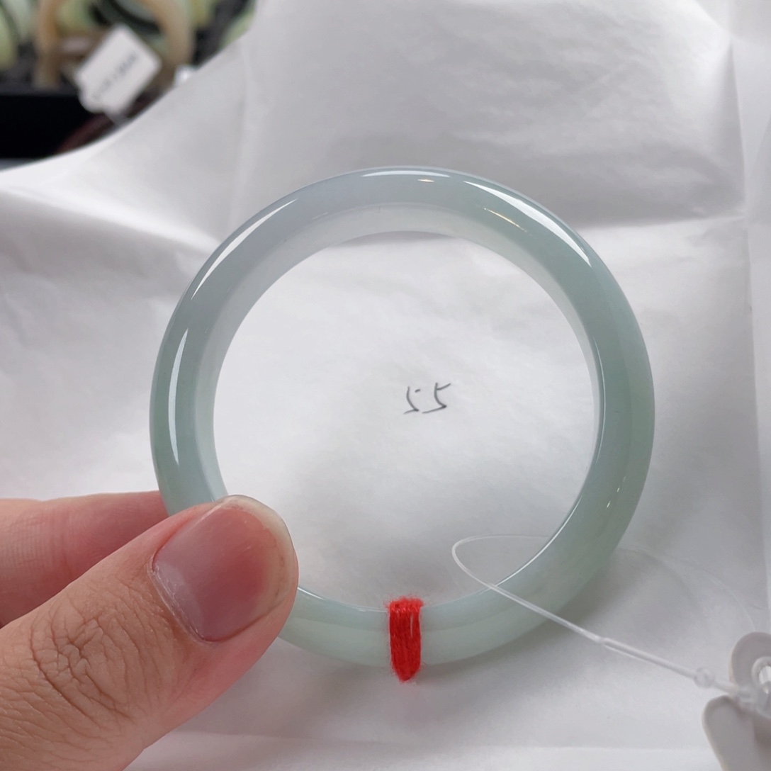 翡翠手镯未镶嵌55正圈