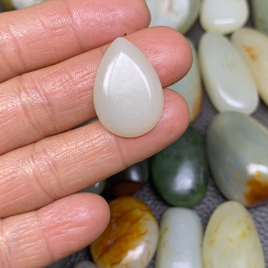 和田玉挂件^_^未镶嵌