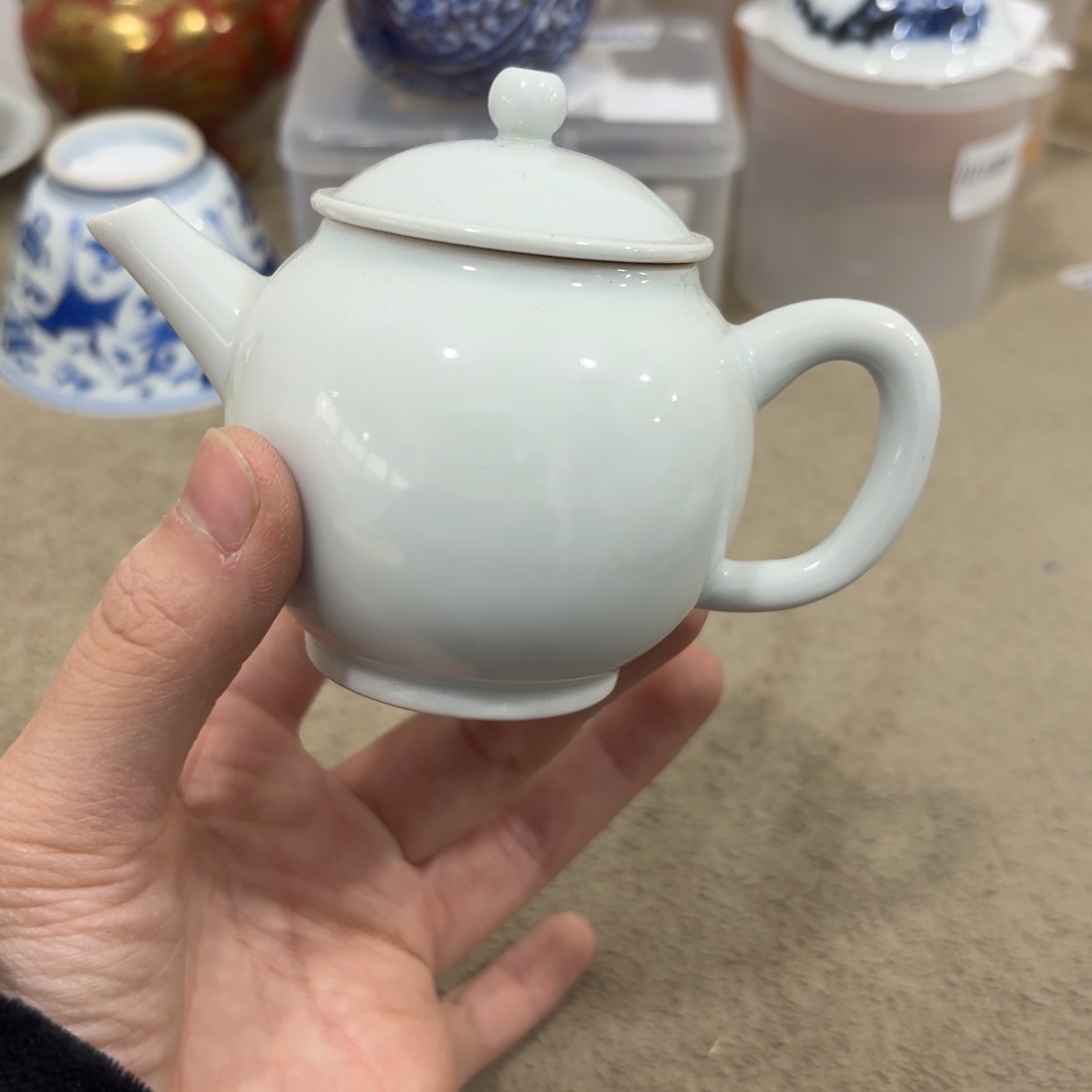 瓷片非常好看漂亮的物品 