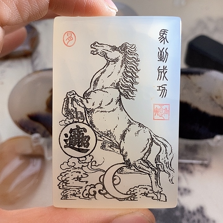 玛瑙/玉髓颈饰未镶嵌