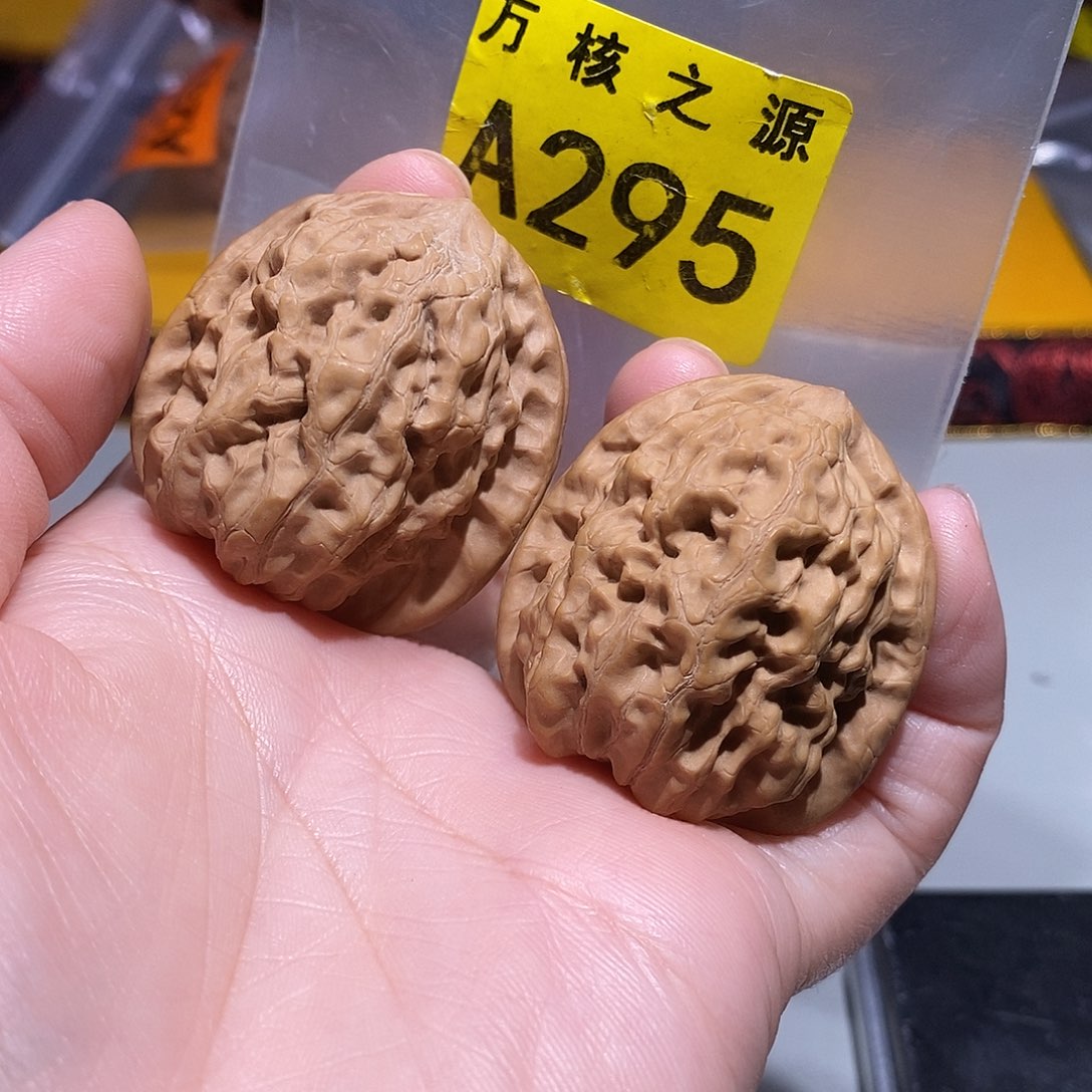 吊坠文玩核桃39霸王……