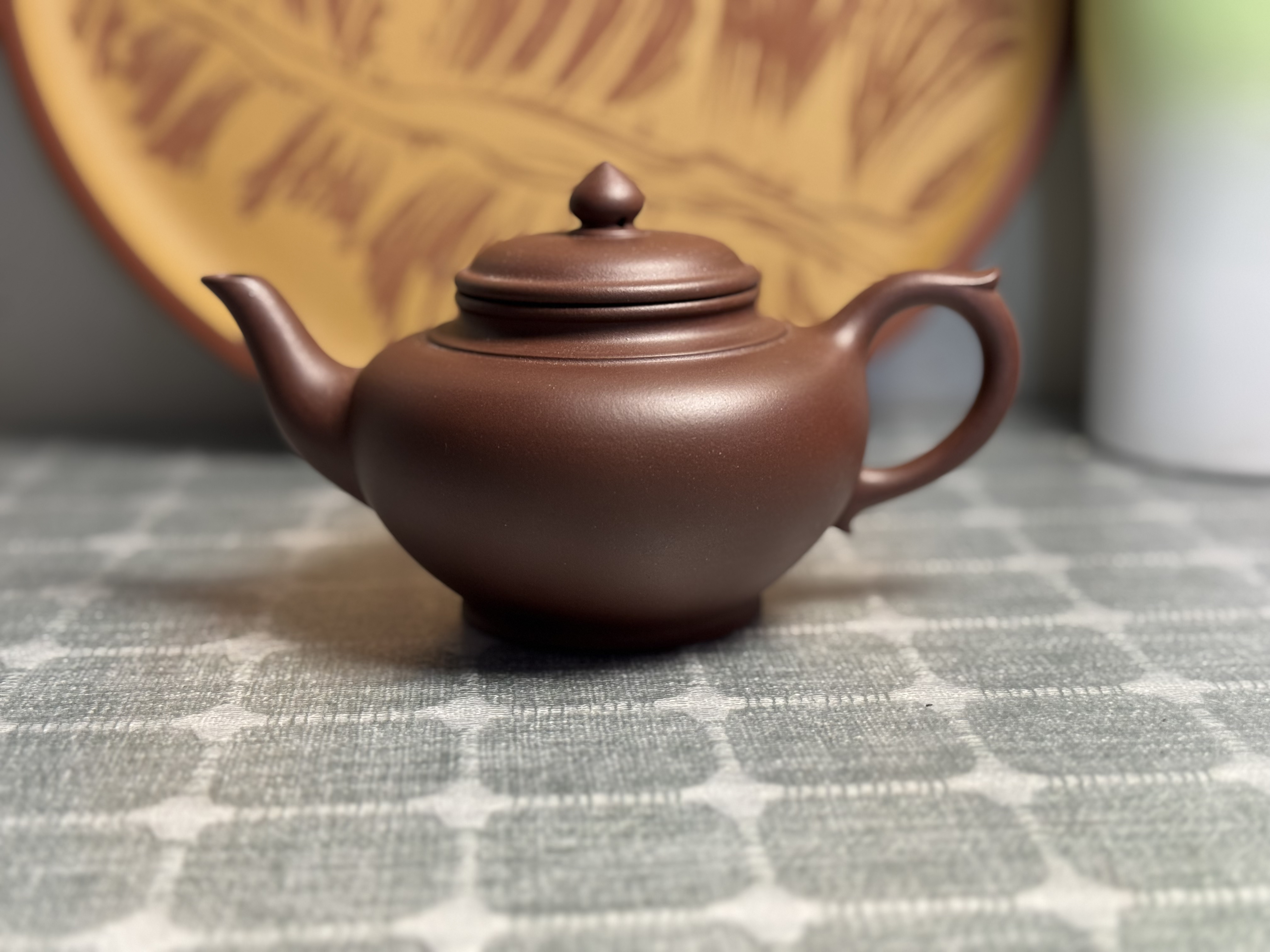黄龙山原矿紫泥310CC笑樱茶壶（微瑕）