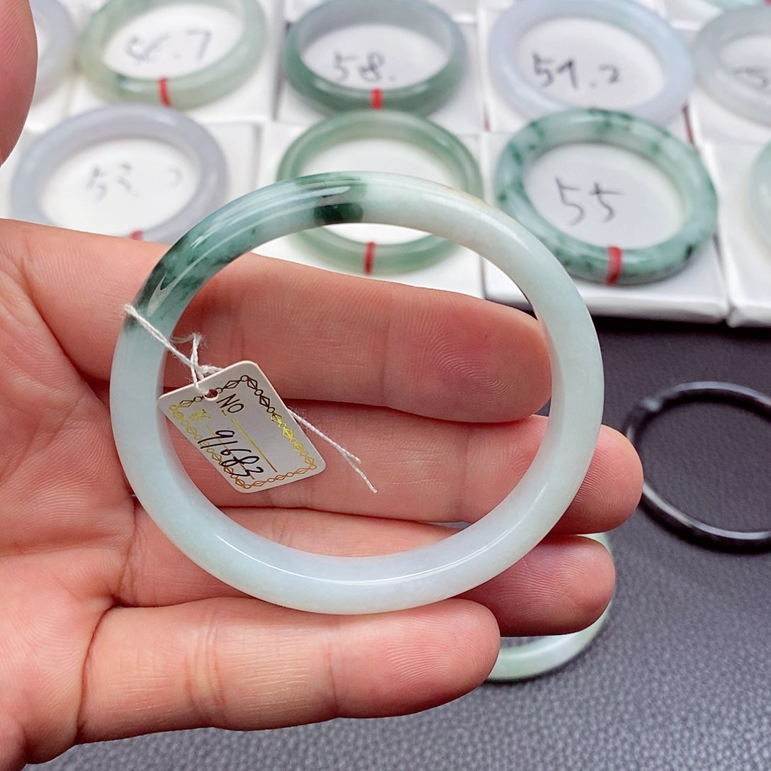 翡翠手镯未镶嵌橘*柚56-57贵妃