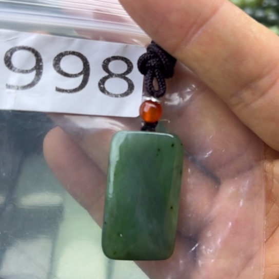 和田玉未镶嵌珠宝半成品