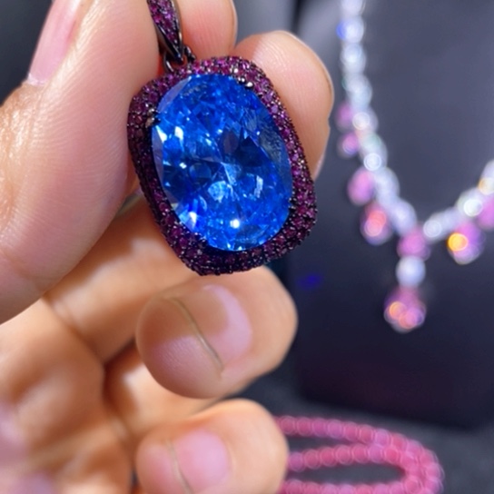 未镶嵌戒指红宝石