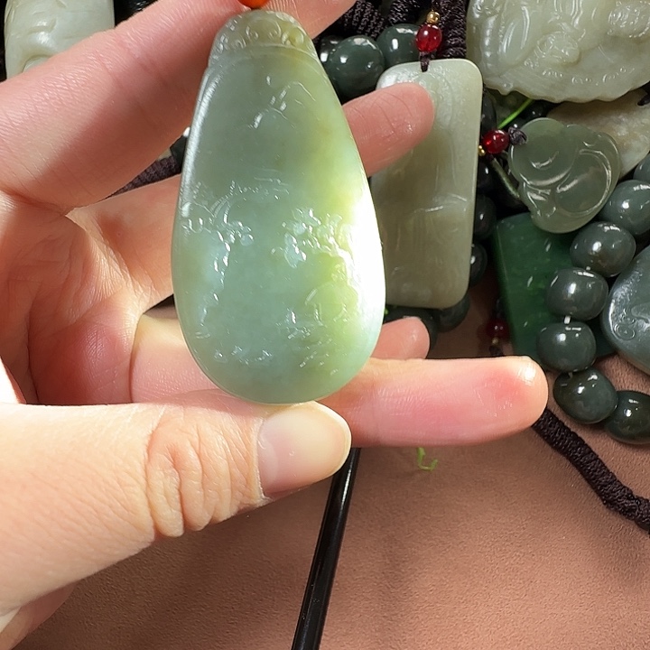 和田玉未镶嵌颈饰