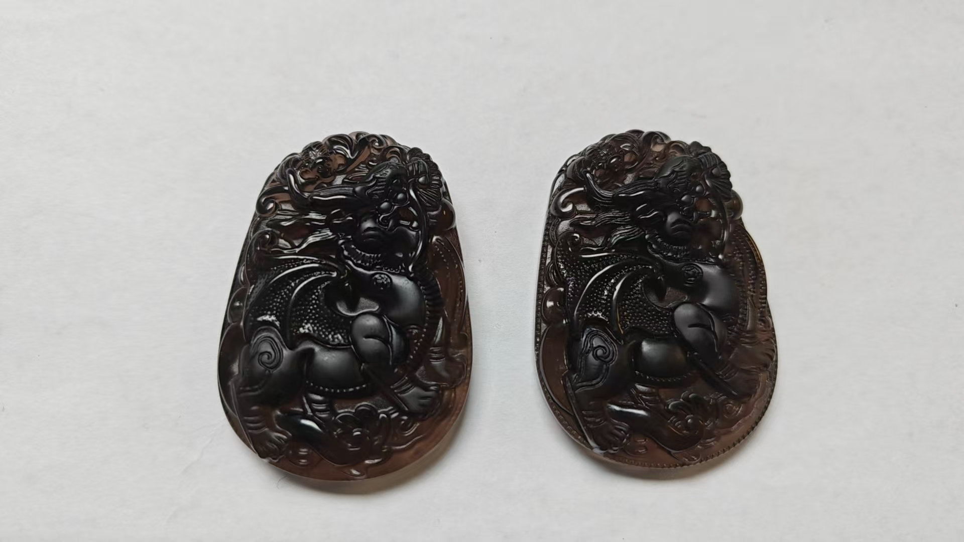 黑曜石高冰貔貅吊坠60*41*12.5mm左右多样性发其一C-607