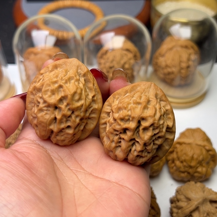 文玩核桃把件芳芳40+蛤蟆眼