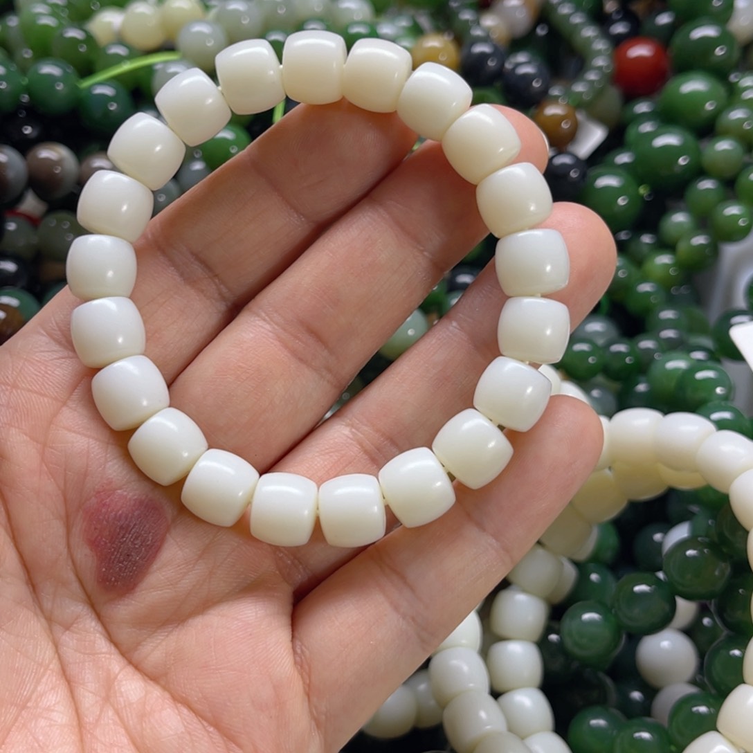 未镶嵌手链和田玉