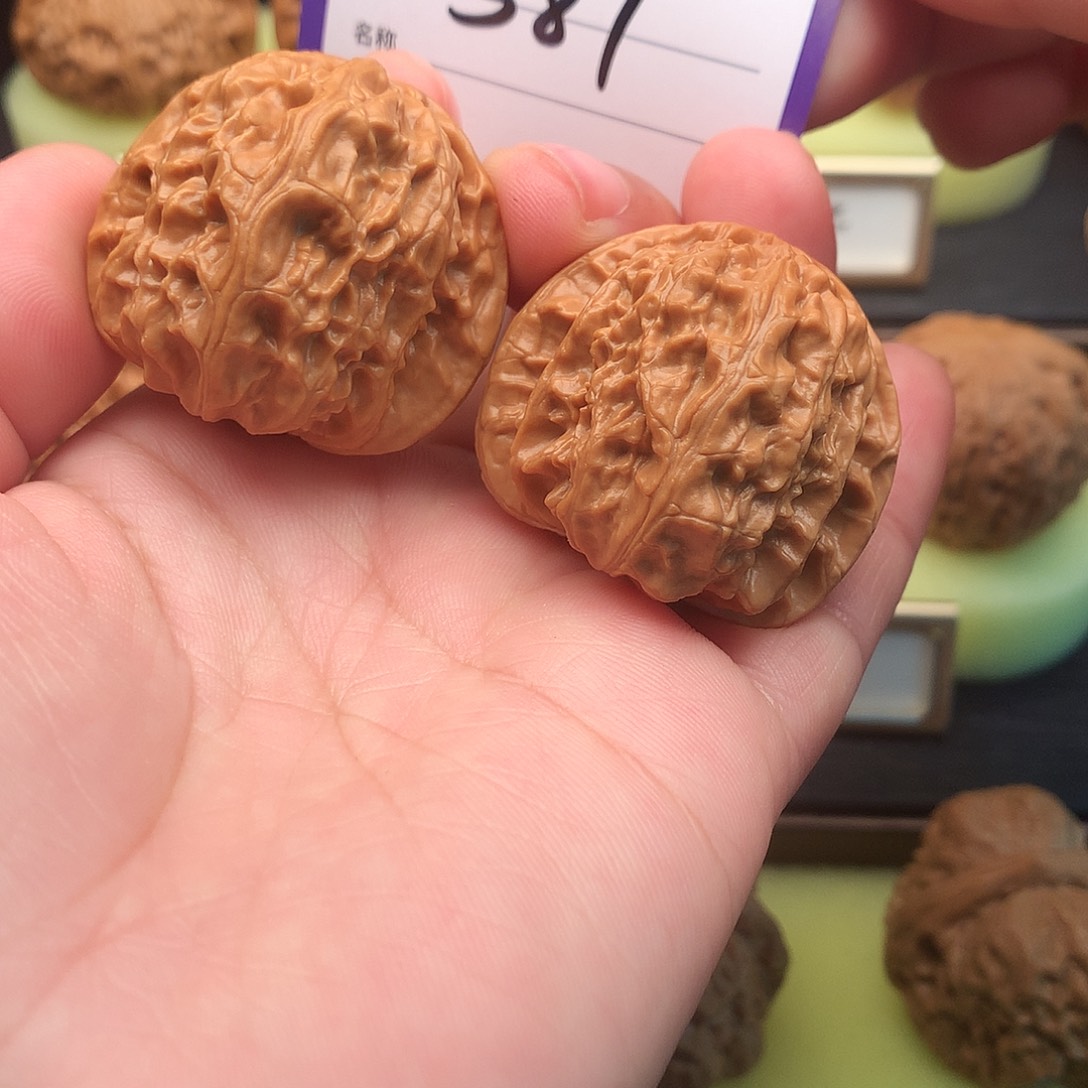 吊坠文玩核桃587号白狮子36