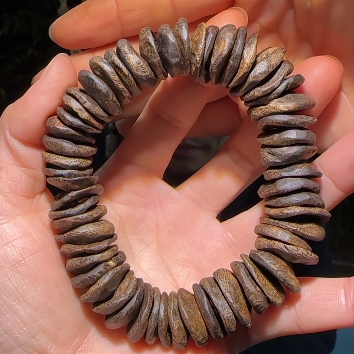 沉香手串原母树沉水树丁手串38.8克