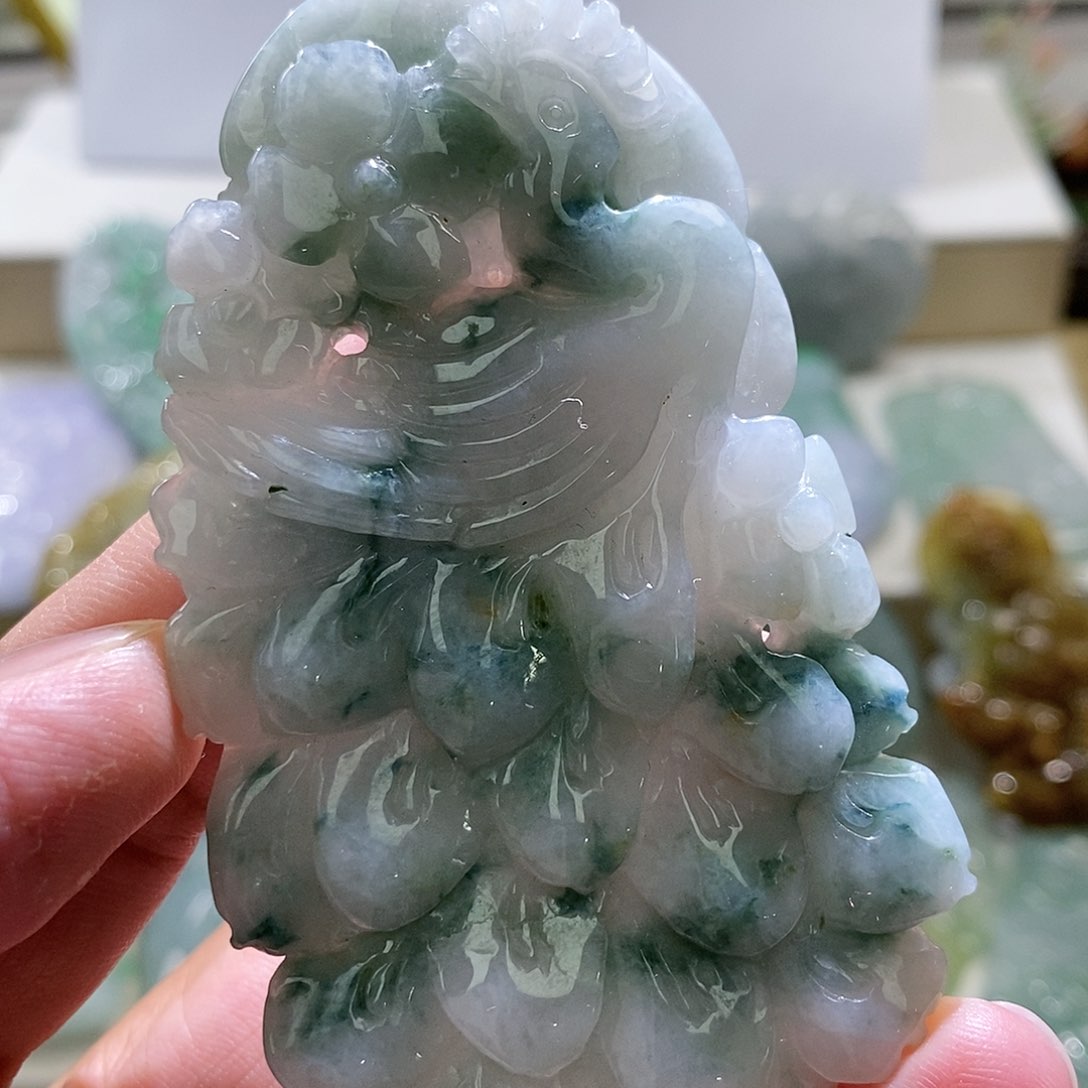 【闪购商品】翡翠颈饰未镶嵌11111111111111