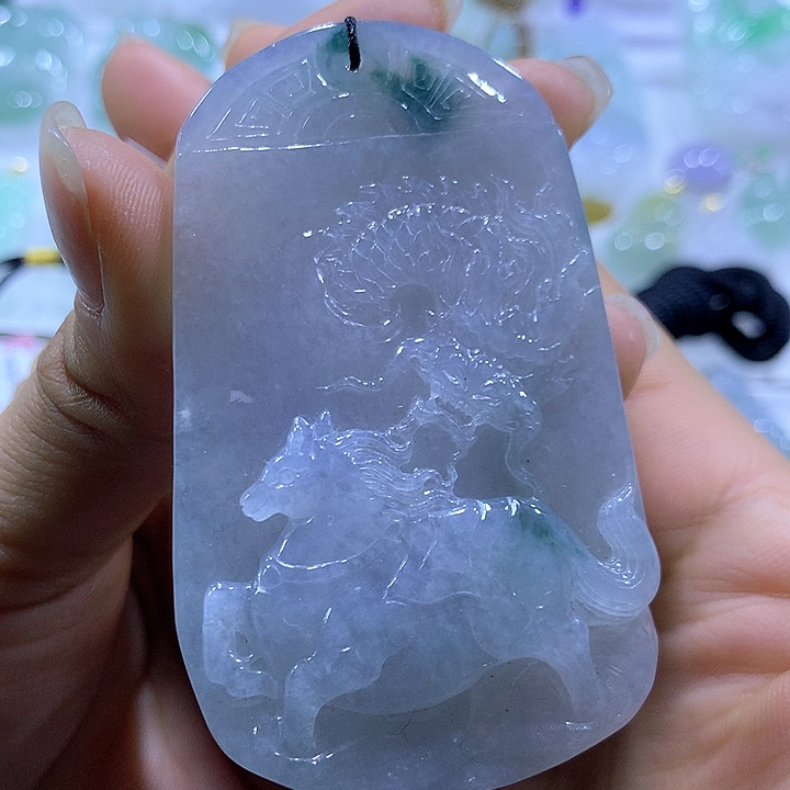 翡翠颈饰未镶嵌天然翡翠A货吊坠