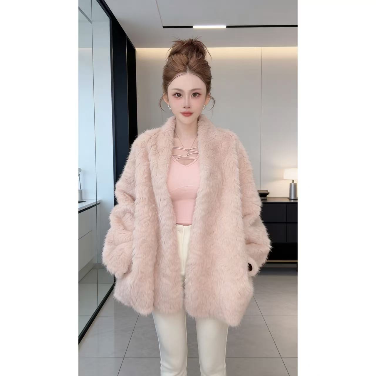 曼曼【奶霜软糯】奶呼呼仿小羊湖半卷毛环保皮毛一体毛毛外套25055#