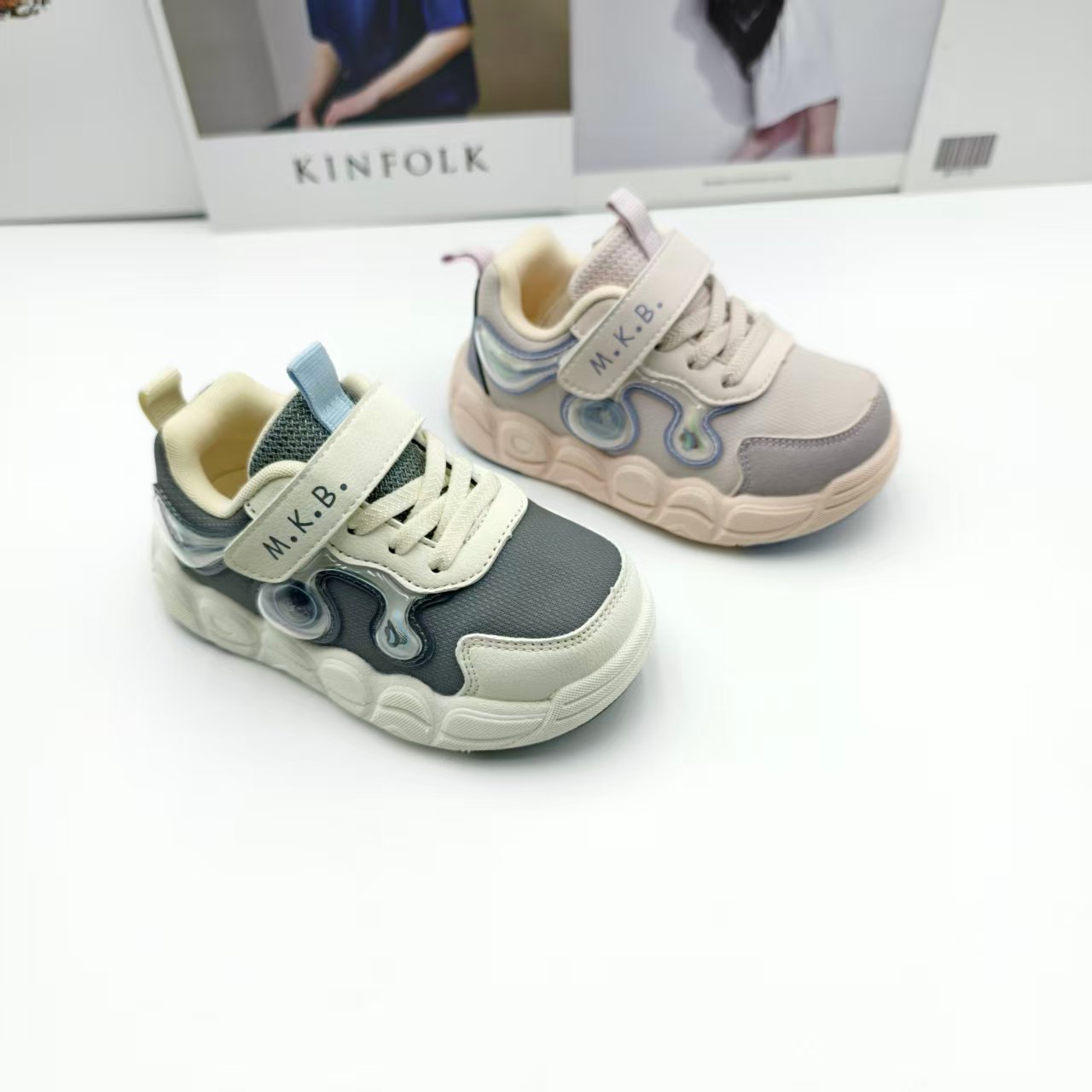 春秋皮面超轻机能板鞋643