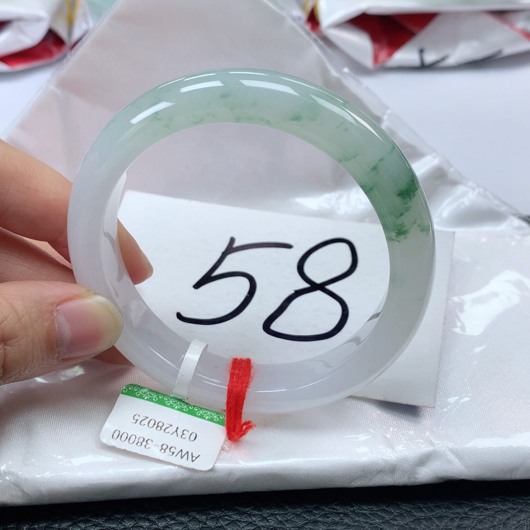 翡翠手镯未镶嵌58正