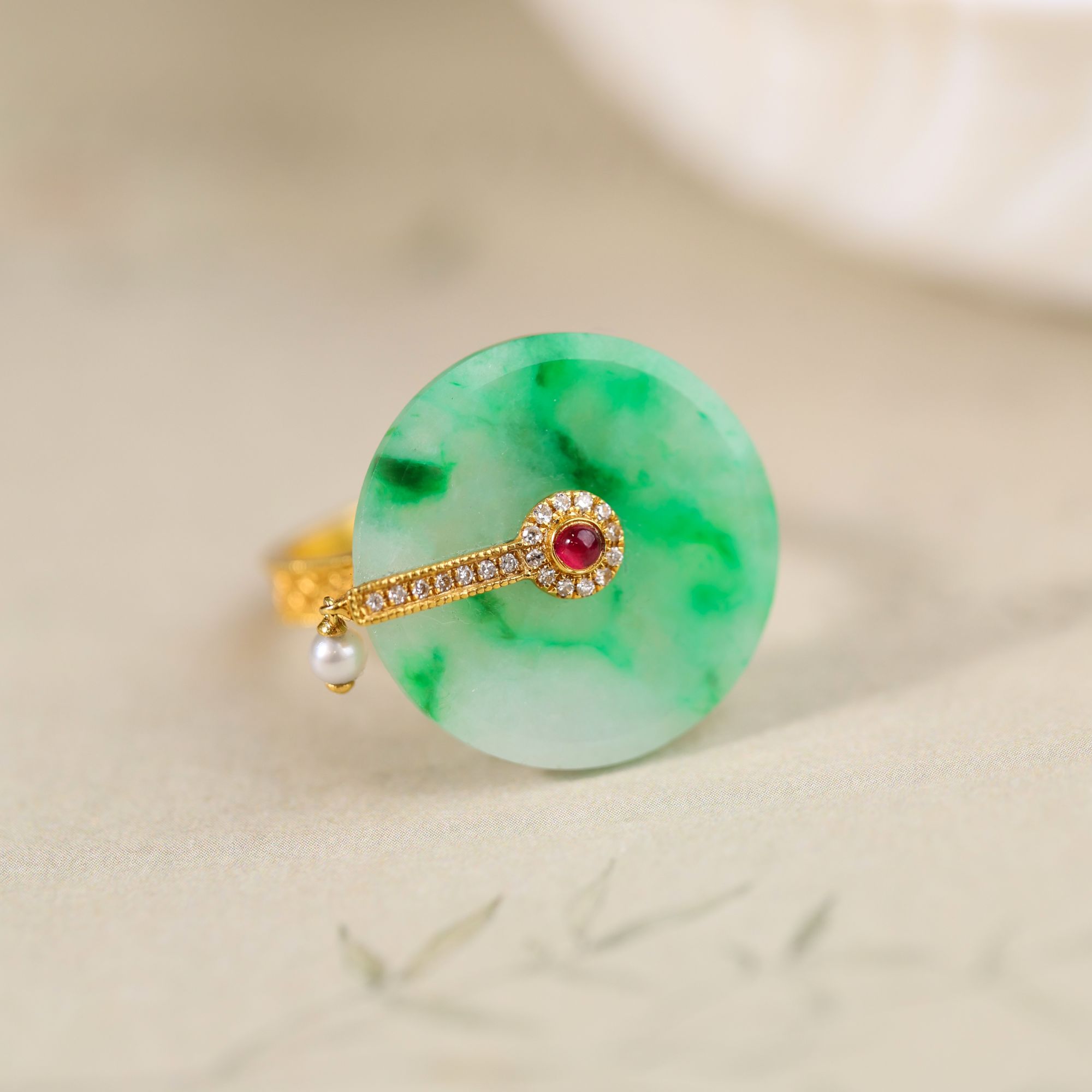 【晴宛】原创国风新中式定制珠宝18k金镶嵌翡翠平安扣戒指