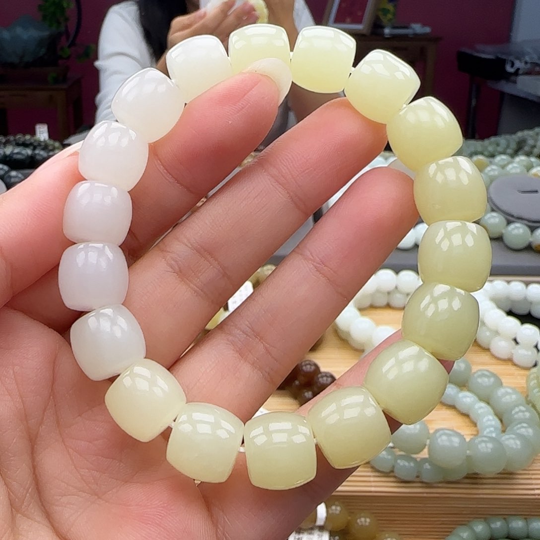 和田玉手链未镶嵌