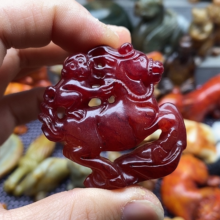 未镶嵌蛇纹石玉颈饰