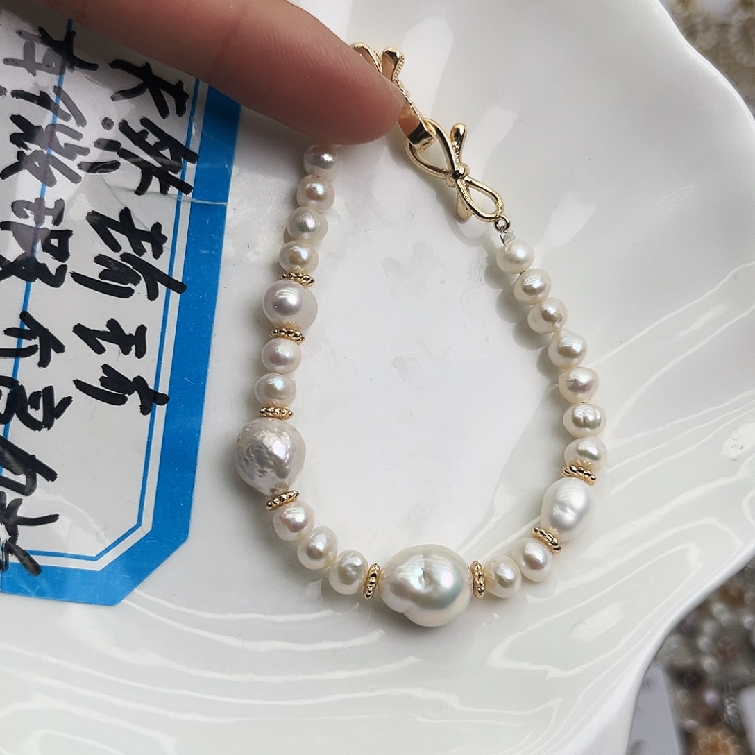 颈饰未镶嵌淡水珍珠