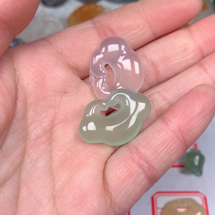 玛瑙/玉髓颈饰未镶嵌彼**开