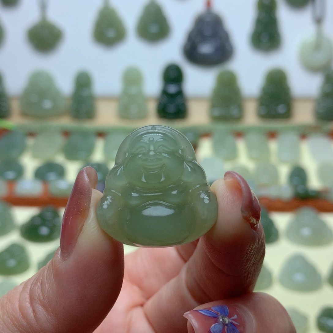 和田玉吊坠未镶嵌