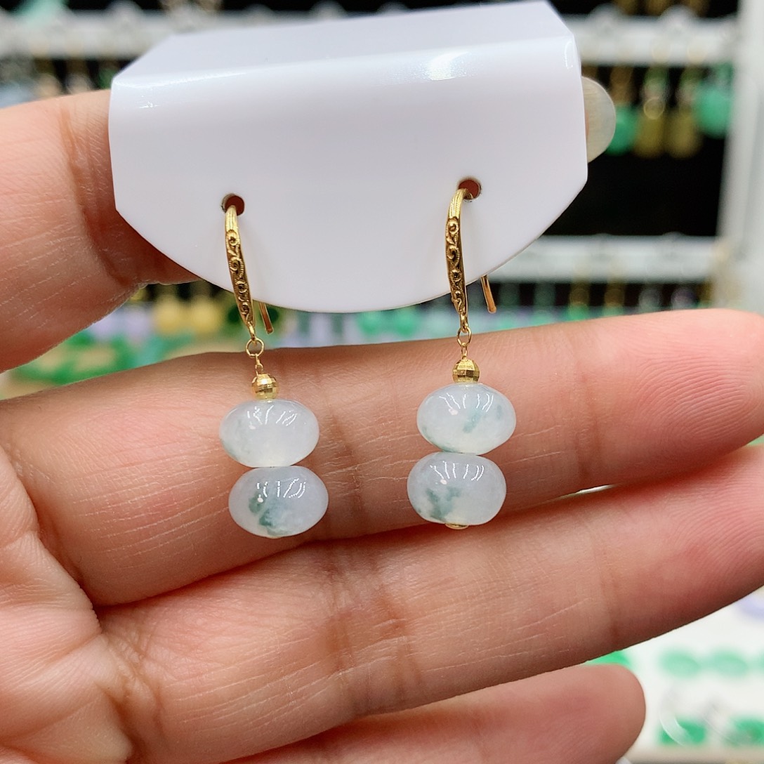 翡翠耳饰18K金镶嵌的