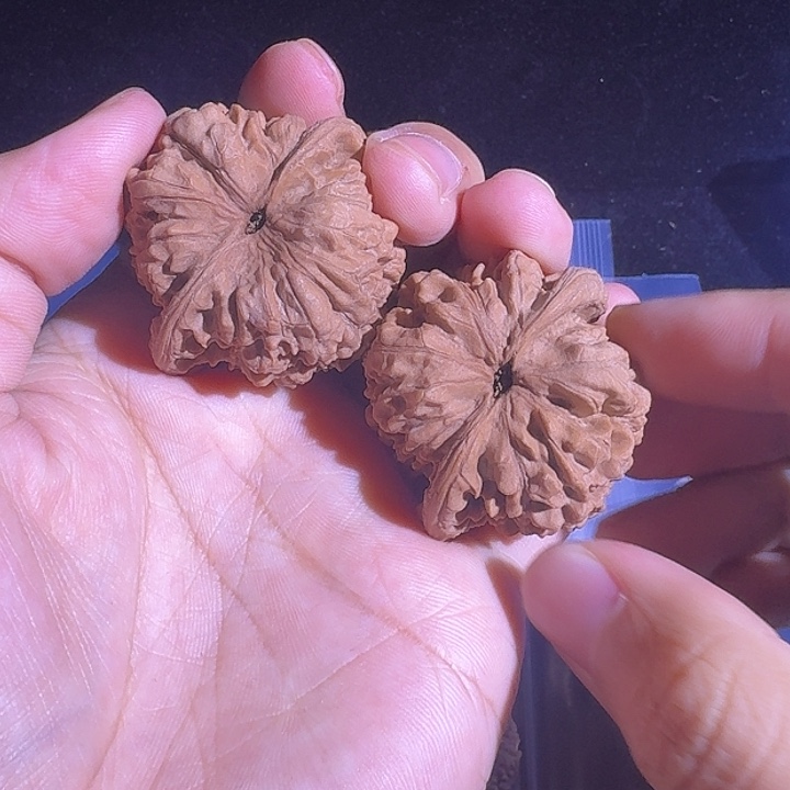 文玩核桃吊坠43尺寸的官帽